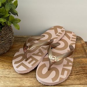 NEW Michael Kors Flip Flops Size 10